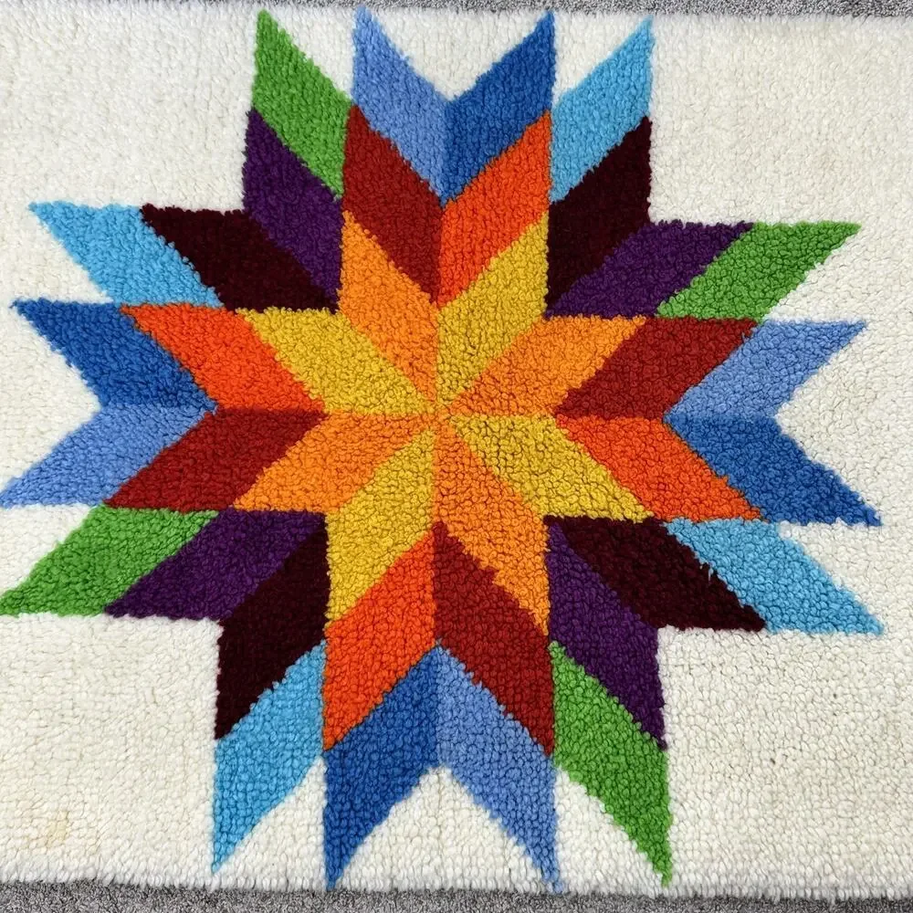 Vintage Latch Hook Accent Rug Quilt Star Pattern Colorful Geometric 17.5